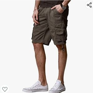 MatchStick Men's Cargo Shorts in Dark Khaki Size 44